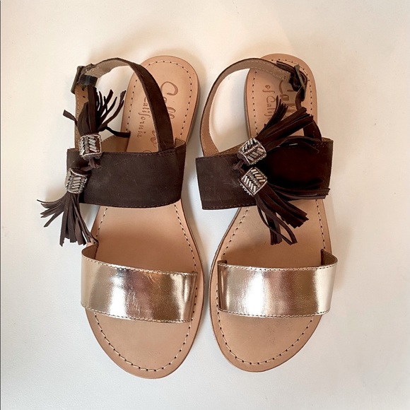 Callisto of Calif. Flat brown /gold sandals.Boho - Picture 2 of 5